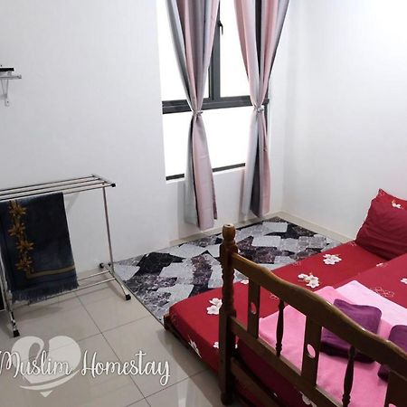 Rizqi Muslim Homestay Meru Casa Kayangan Ипох Экстерьер фото