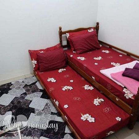 Rizqi Muslim Homestay Meru Casa Kayangan Ипох Экстерьер фото