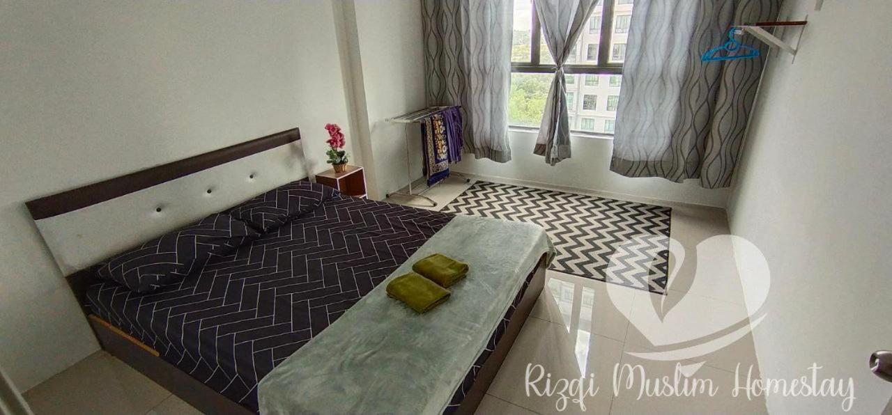 Rizqi Muslim Homestay Meru Casa Kayangan Ипох Экстерьер фото